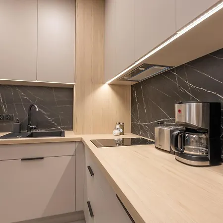 Ambria Matejki 17 Apartmán