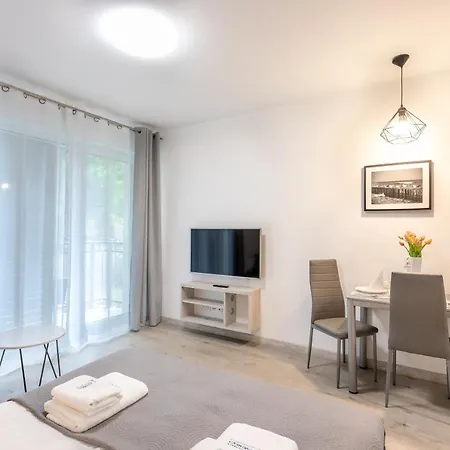 Ambria Matejki 17 * Svinoústí