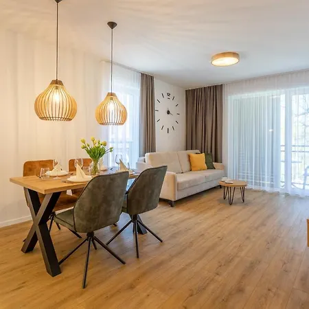 Ambria Matejki 17 * Svinoústí